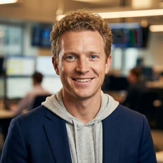 Ryan Brooks, identificado como Analista Principal de Trading na Nexus Investória AI, em imagem de perfil