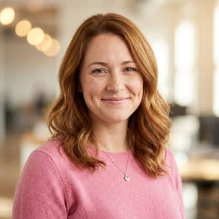 Emily Watson, identificada como Responsável pelo Apoio ao Cliente em Nexus Investória AI, em imagem de perfil